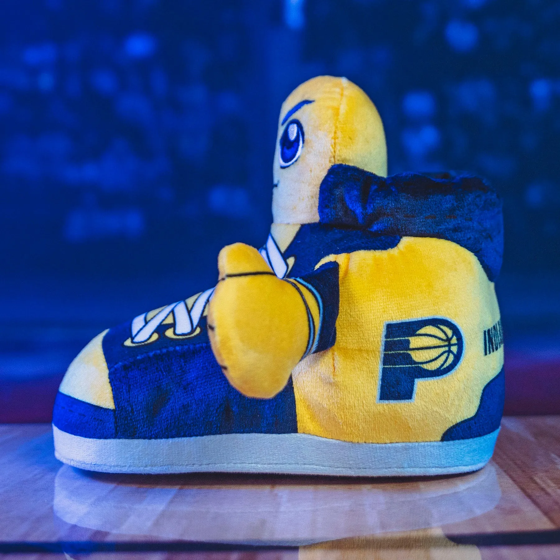 Indiana Pacers Sneaker 7" Kuricha Plush